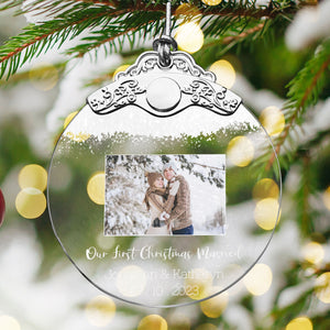 First Christmas Married Glass Ornaments: Elegant Holiday Keepsakes for Newlyweds 2024 - A38