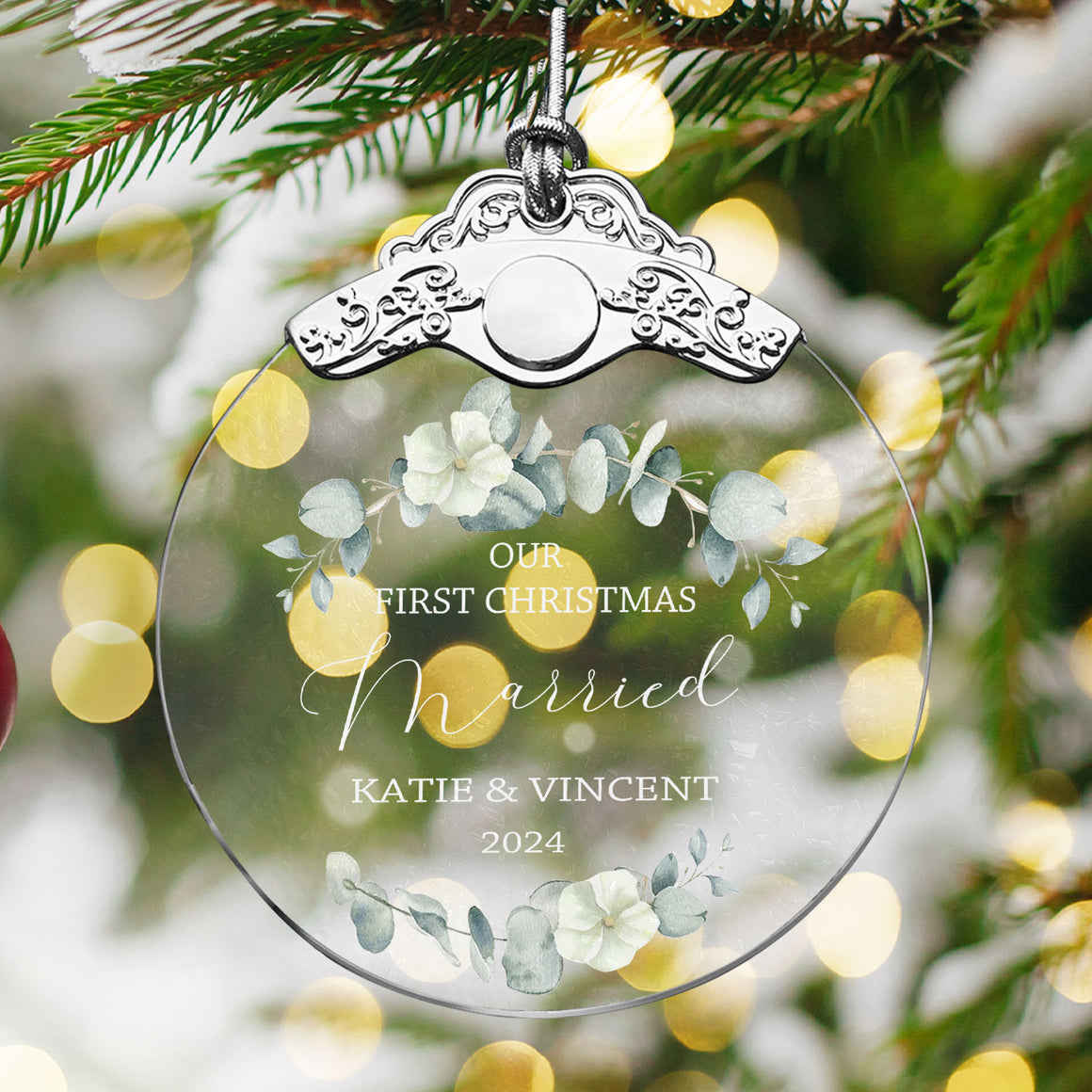 First Christmas Married Glass Ornaments: Elegant Holiday Keepsakes for Newlyweds 2024 - A08