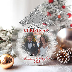 First Christmas Married Glass Ornaments: Elegant Holiday Keepsakes for Newlyweds 2024 - A01