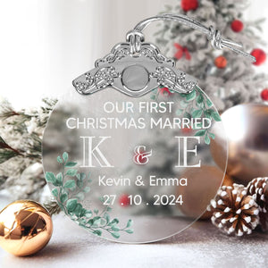 First Christmas Married Glass Ornaments: Elegant Holiday Keepsakes for Newlyweds 2024 - A28