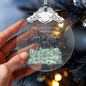 First Christmas Married Glass Ornaments: Elegant Holiday Keepsakes for Newlyweds 2024 - A05