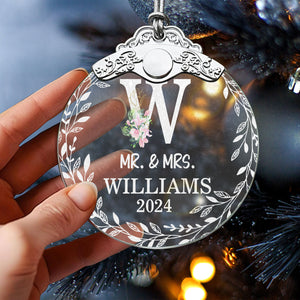 First Christmas Married Glass Ornaments: Elegant Holiday Keepsakes for Newlyweds 2024 - A07