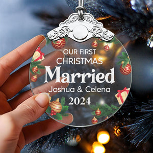 First Christmas Married Glass Ornaments: Elegant Holiday Keepsakes for Newlyweds 2024 - A27