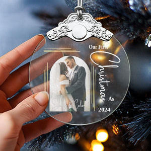 First Christmas Married Glass Ornaments: Elegant Holiday Keepsakes for Newlyweds 2024 - A21