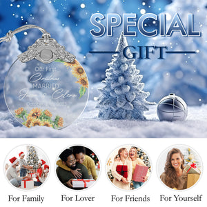 First Christmas Married Glass Ornaments: Elegant Holiday Keepsakes for Newlyweds 2024 - A41